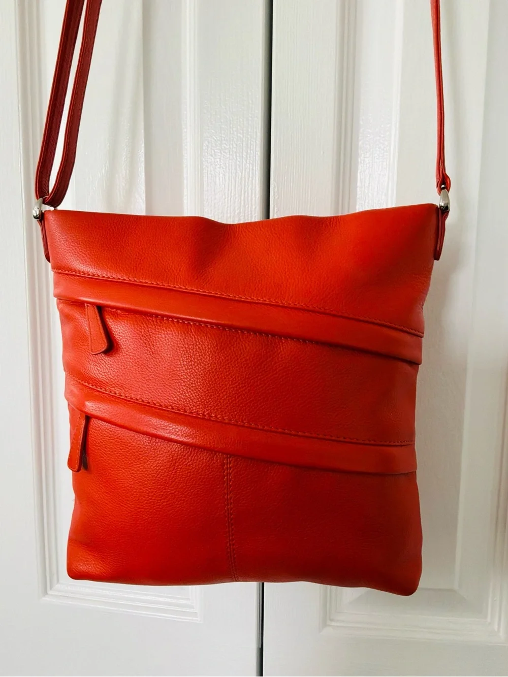 ili New York Double Zip Genuine Leather Organizer Crossbody Bag-Vibrant Orange